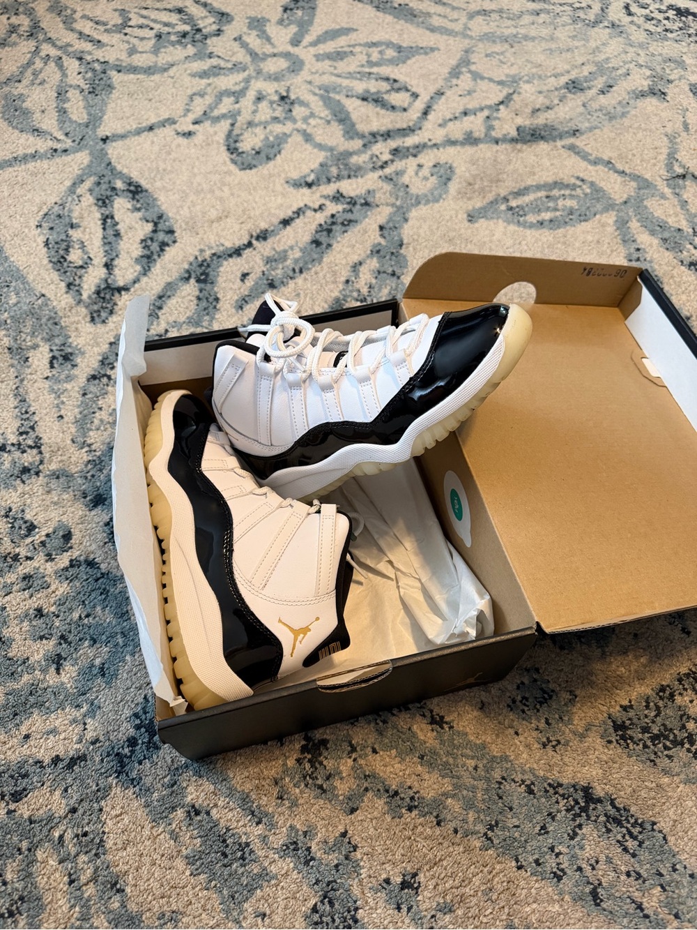 Air Jordan 11 Retro Concord Size 3Y – Worn Once + Box